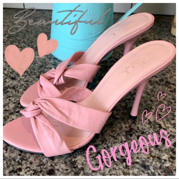 Shoes - Pink boutique leather heels Size 9